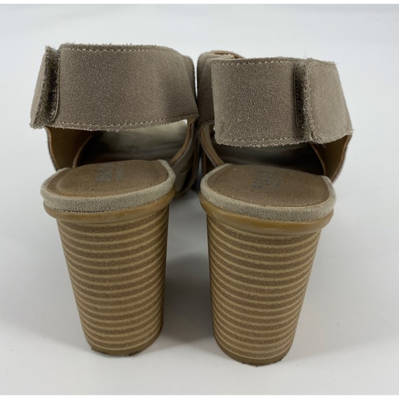 Kenneth Cole Beige Brown Cari Love Suede Leather Heels - Picture 6 of 8